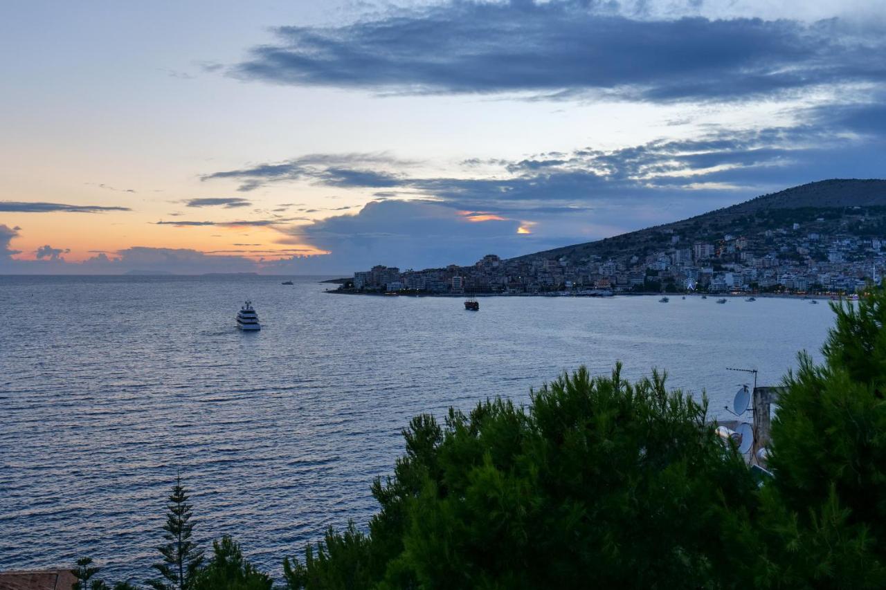 Hotel Havana Sarande Bagian luar foto