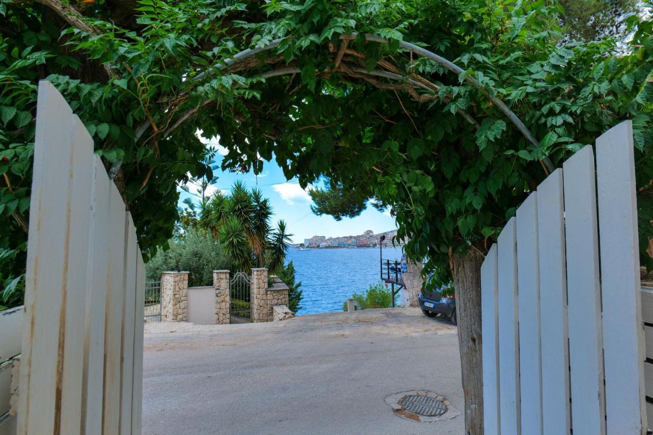 Hotel Havana Sarande Bagian luar foto